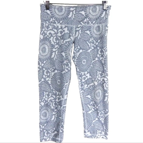 Lululemon Wunder Under Crop Beachy Floral - Picture 1 of 4